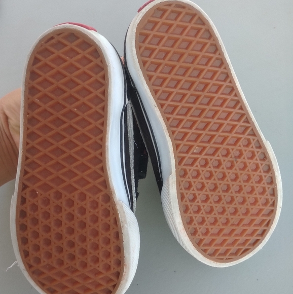 Toddler boy shoe bundle - Picture 6 of 9